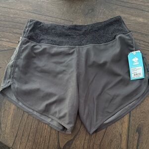 Rabbit Pocket Shorts 6 Inch Inseam - Size Large